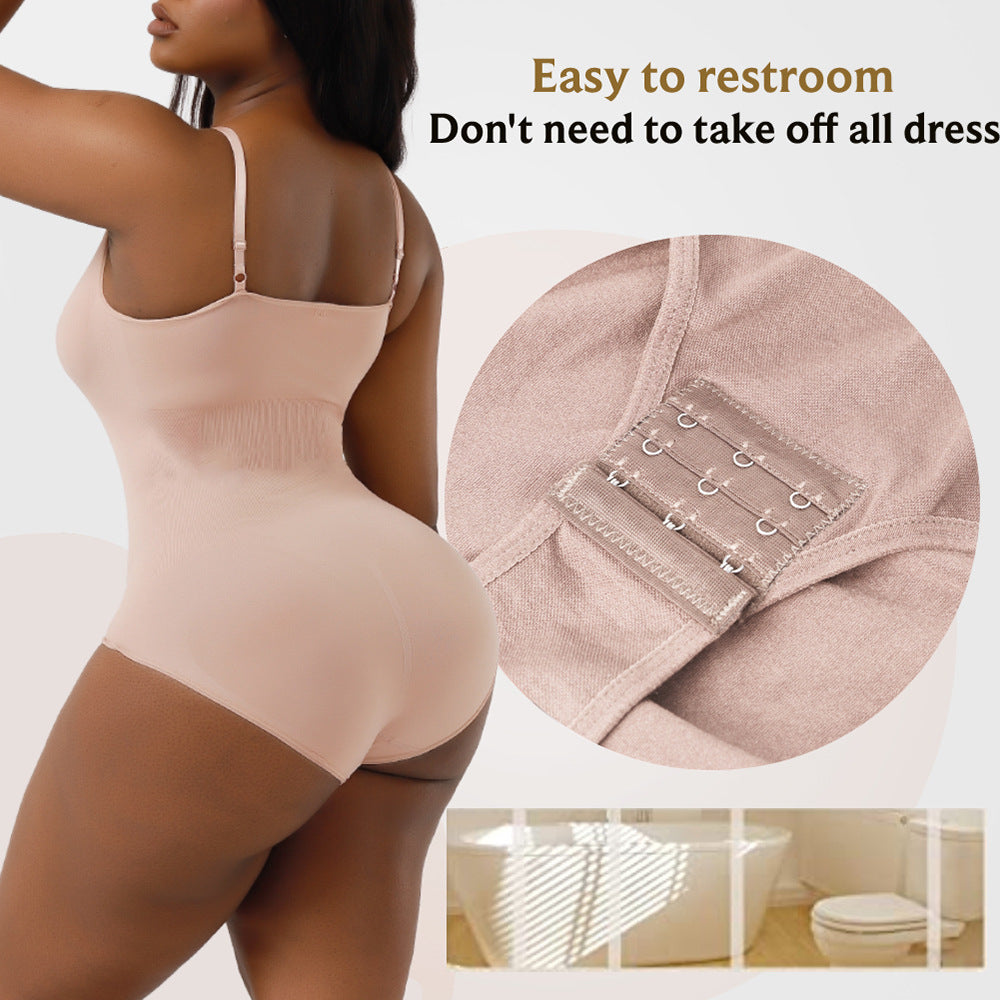 Seamless bodysuit hook gusset for easy loo trips
